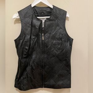 New Pamela McCoy collection quilted black leather sleeveless vest size medium